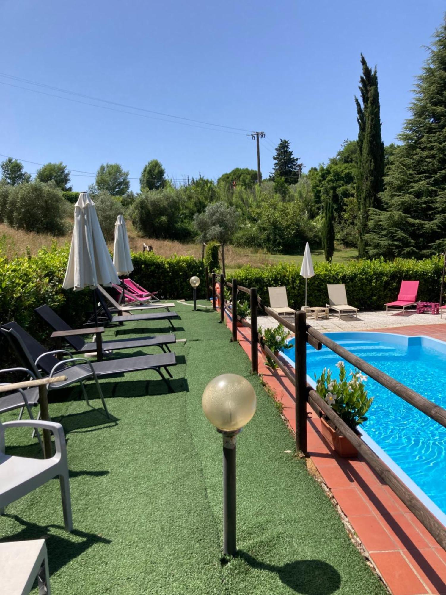 Agriturismo Le Colline Монтескудайо Экстерьер фото